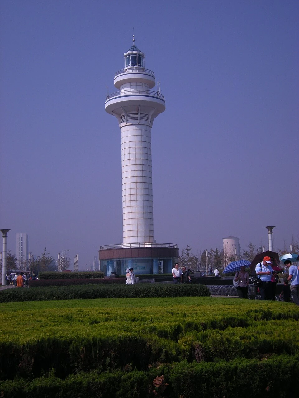 日照灯塔 · 白色地标